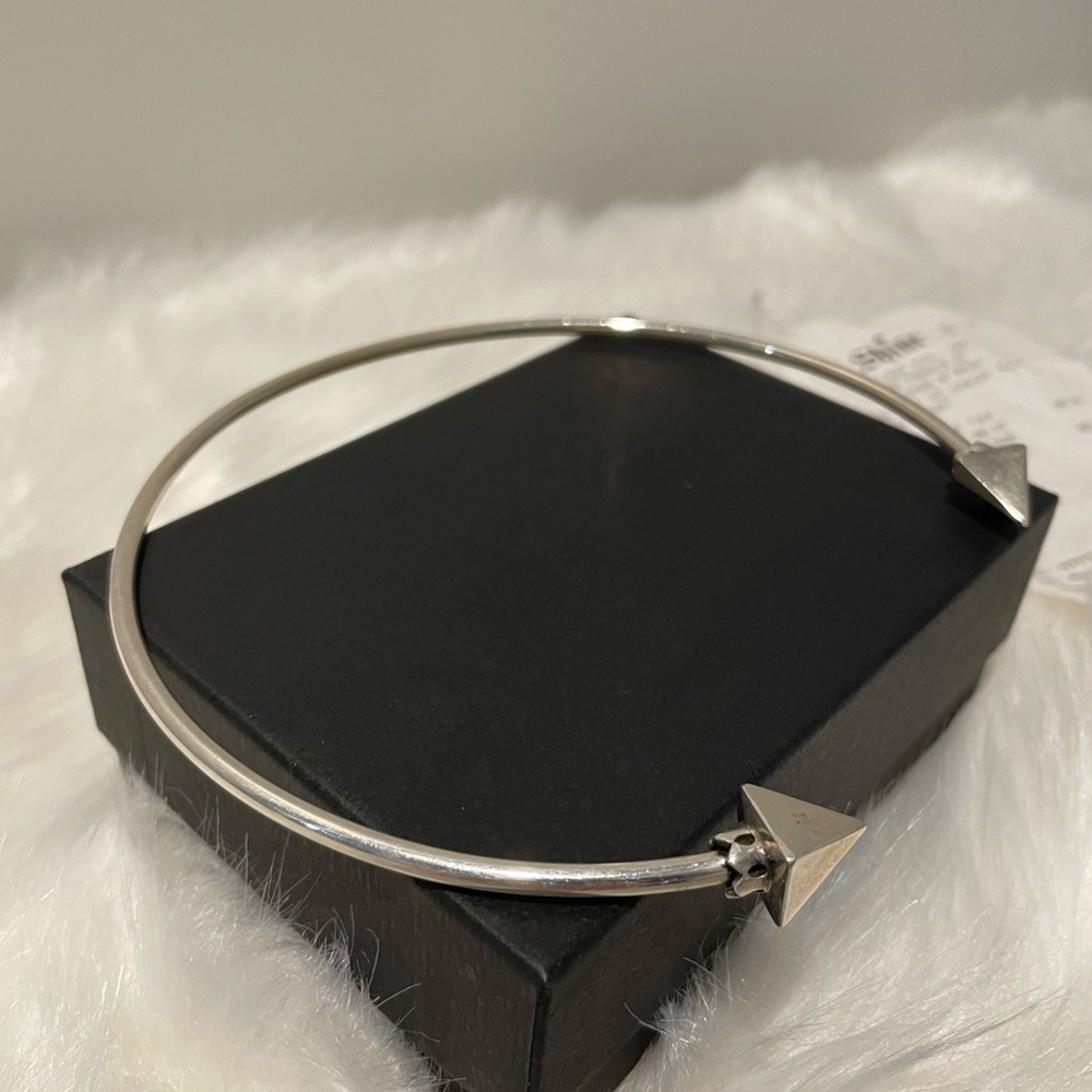 Womens Silver Choker